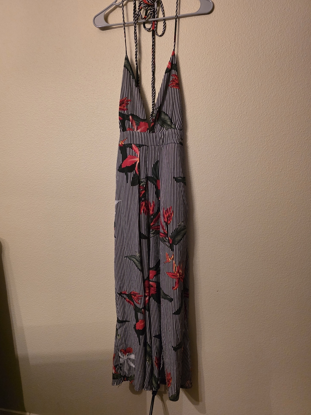 Source Unknown Black & White Striped Wide Leg Jumpsuit with Red Floral Print
